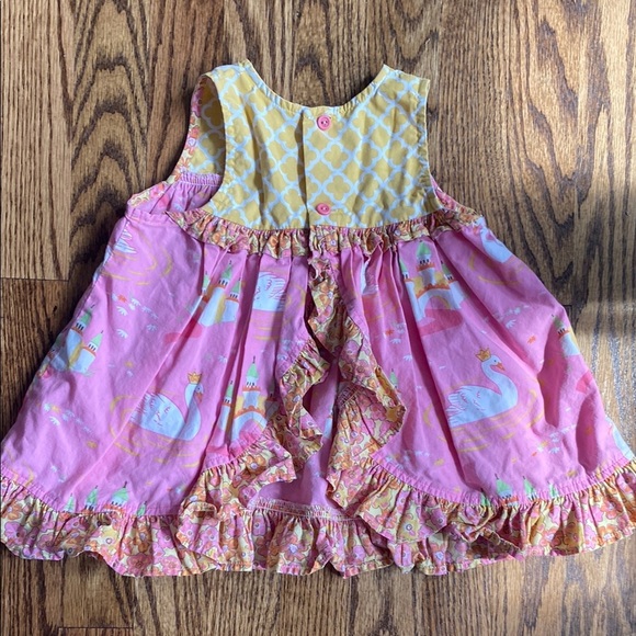 Adorable pink and yellow Eleanor Rose swan/castle open back dress, size 2T. - Picture 5 of 9